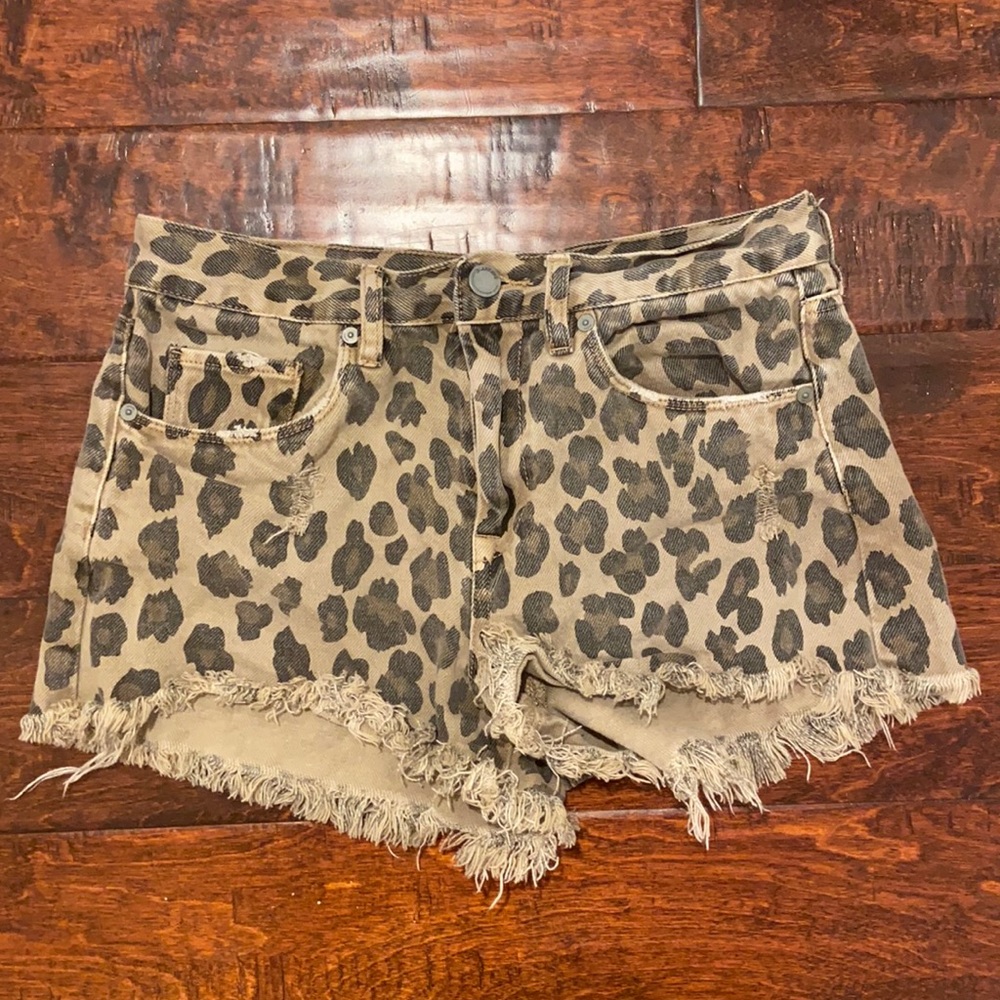 Blank NYC high waisted cheetah denim shorts